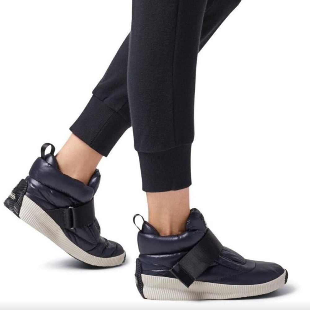 Sorel Women’s Out N About Sneak Puffy Strap Boots